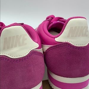 wmns classic cortez nylon